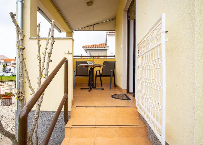 Luka Apartman