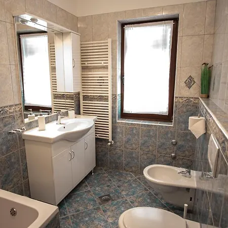 Luka Apartment